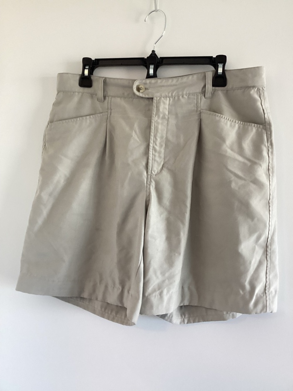Columbia Classic Cream Bermuda Shorts with Front Pleats, 7” inseam